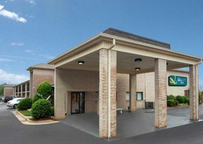 Quality Inn Oakwood Exterior photo